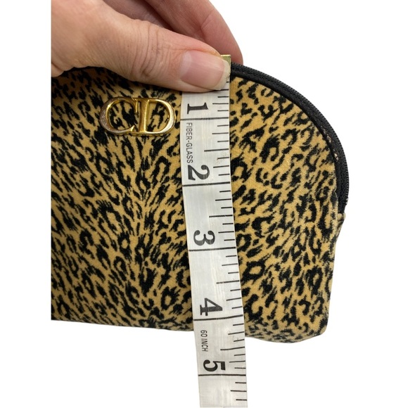 Christain Dior animal print small makeup case - Picture 9 of 9